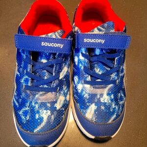 SAUCONY kids sneakers size 5